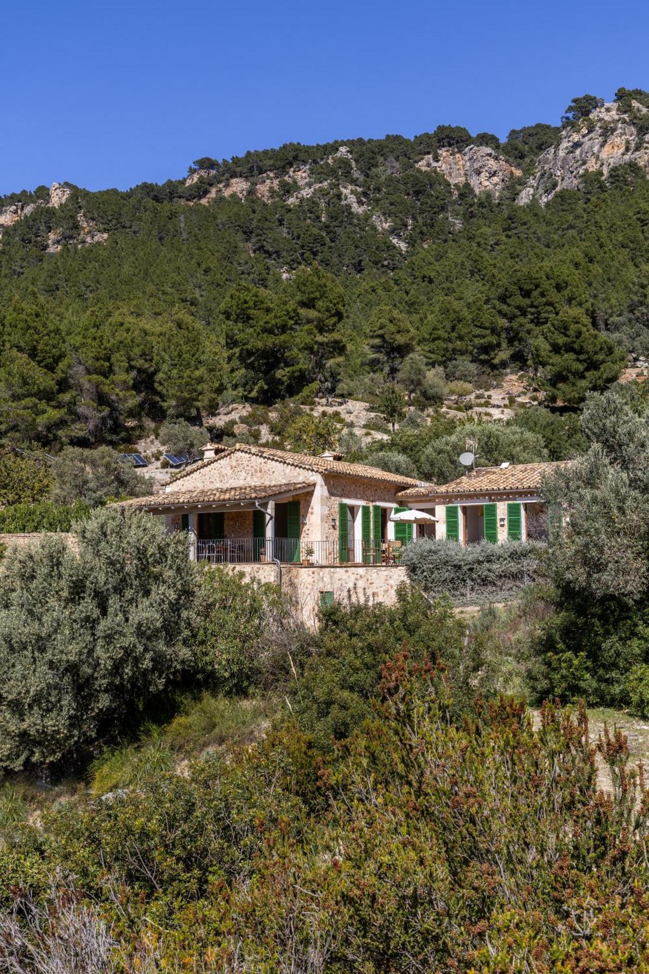 Villa Son Llarg, Estallencs Естеленкс Екстериор снимка